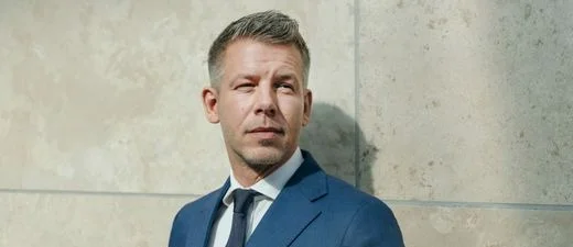 Péter Magyar addressing crowd