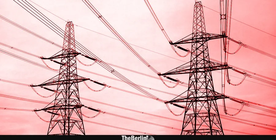 Electricity pylon power lines